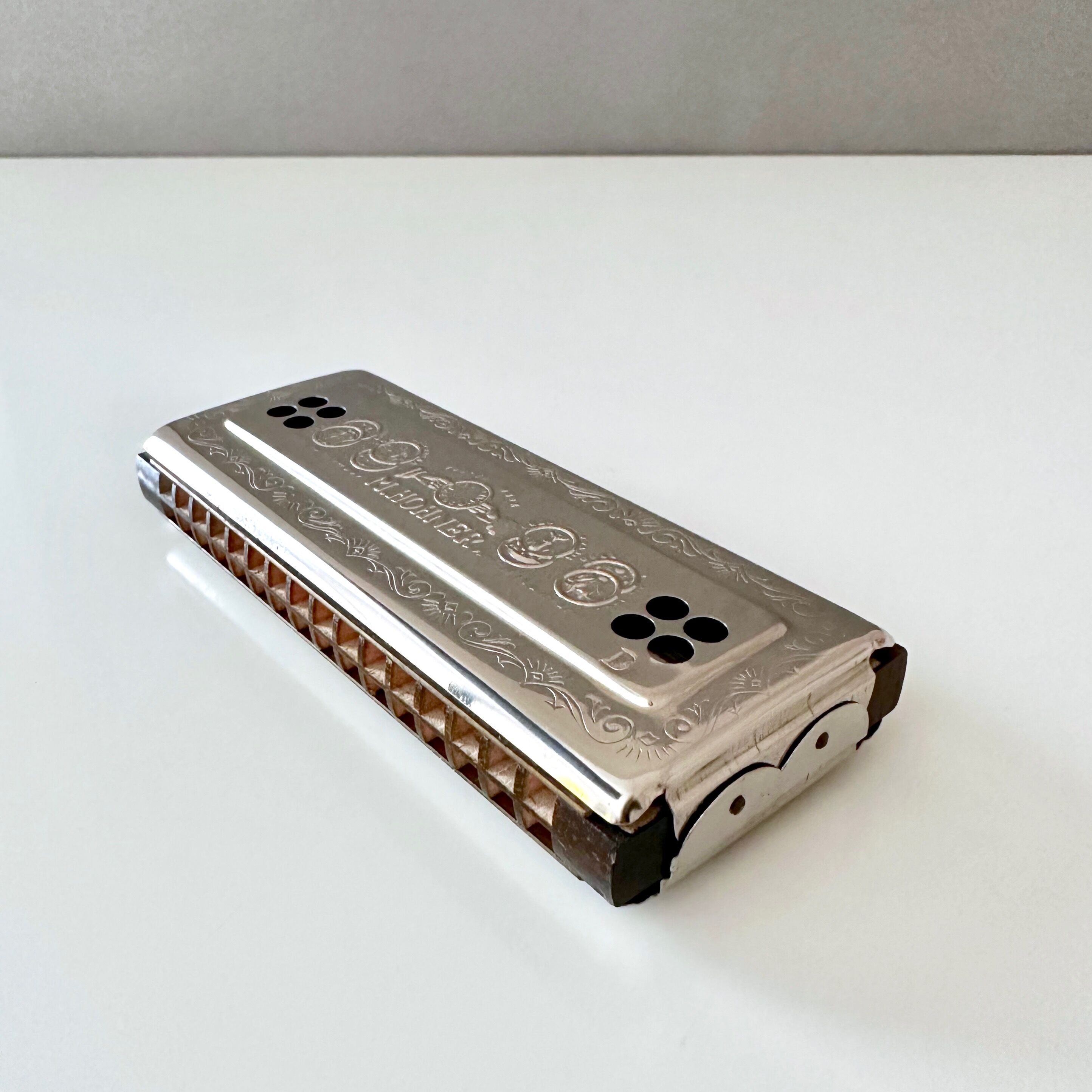 Hohner Echo Harp harmonica
