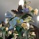 Vintage Italian chandelier in porcelain and tin from the 1950s.