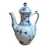 Old coffee pot Porzellanfabrik Kalk Eisenberg – Indian blue – early 20th century