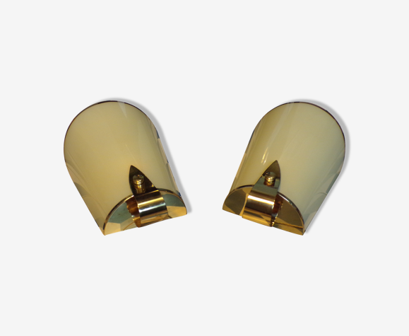 Paire d'appliques modernistes en verre et laiton