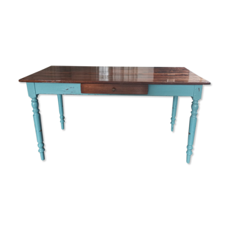 Farmhouse Table Revamped