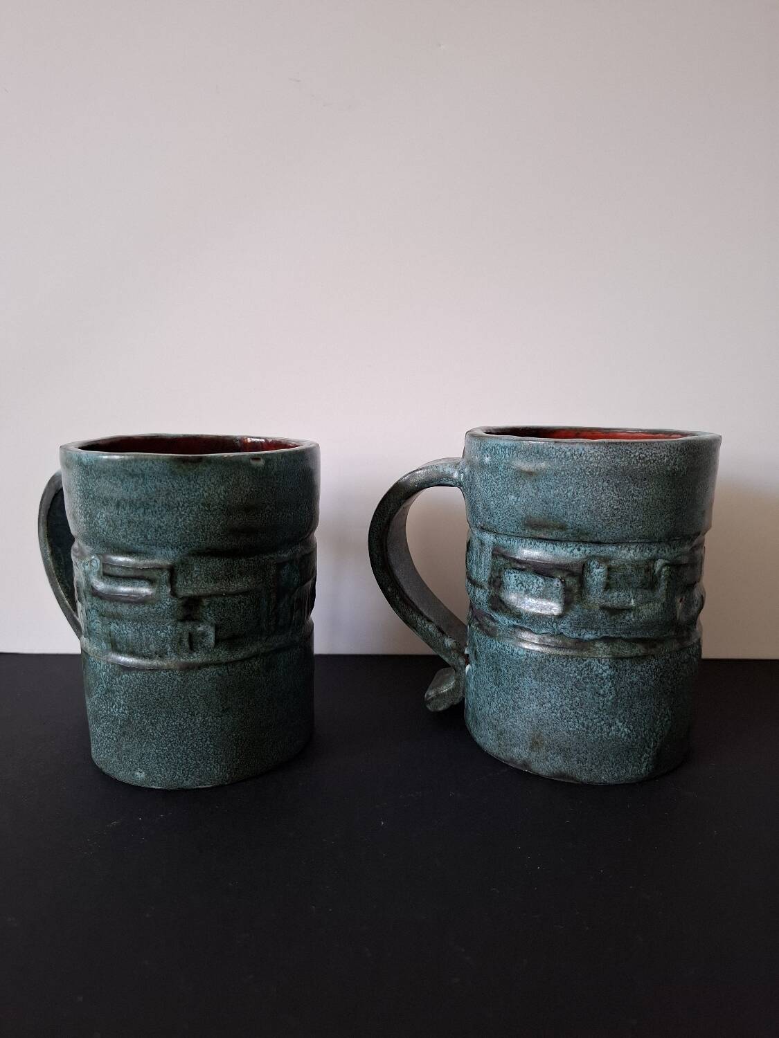 A pair of modernist mugs by L.Y Bonnet.