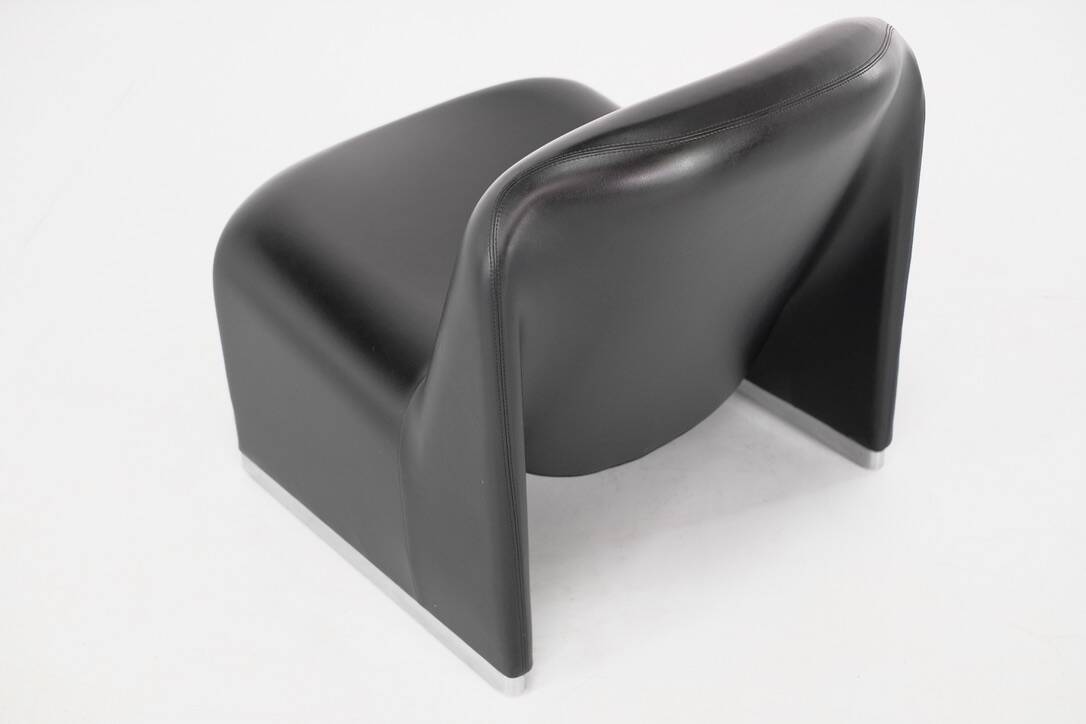 Alky armchair by Giancarlo Piretti for Castelli 1970s.
