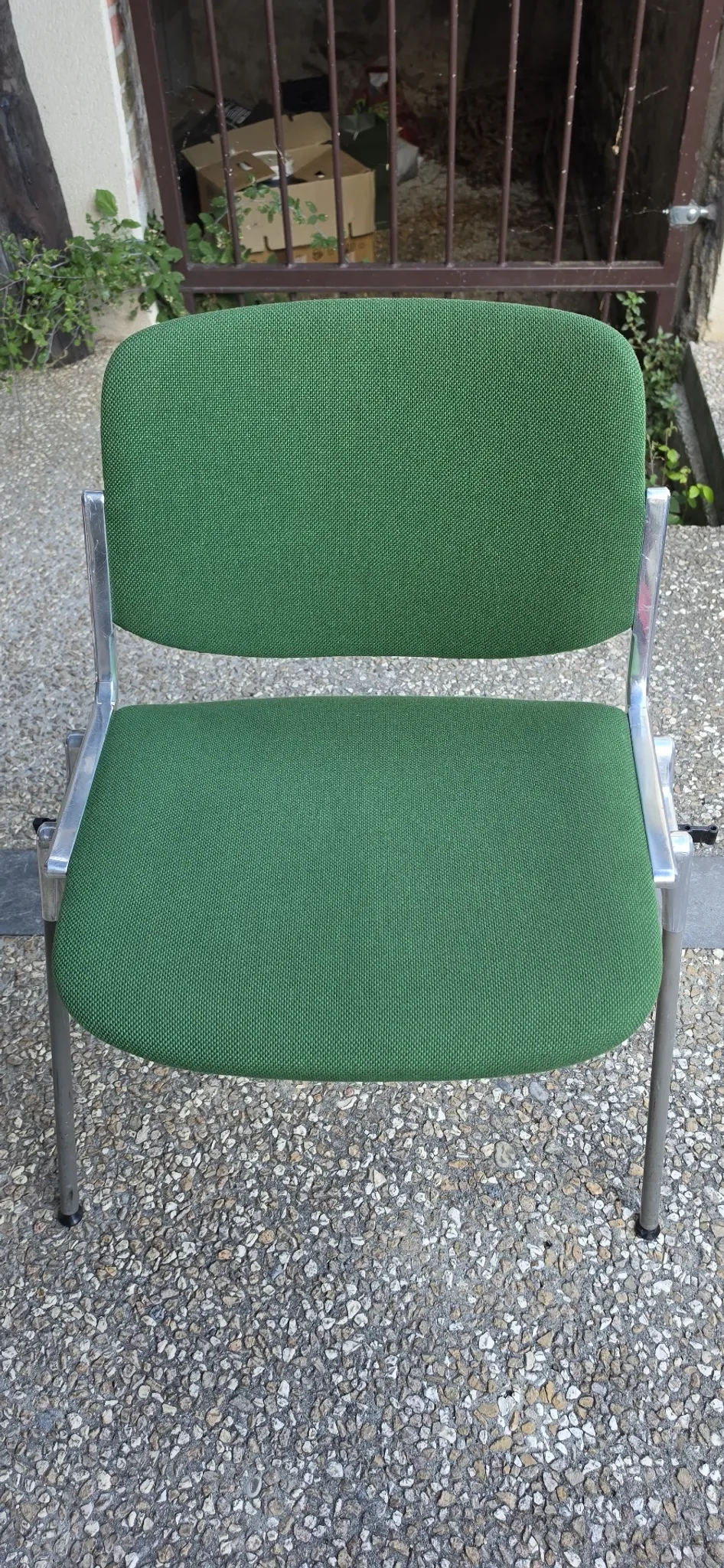Set of 3 DSC 106 chairs by Castelli, Giancarlo Piretti, forest green.