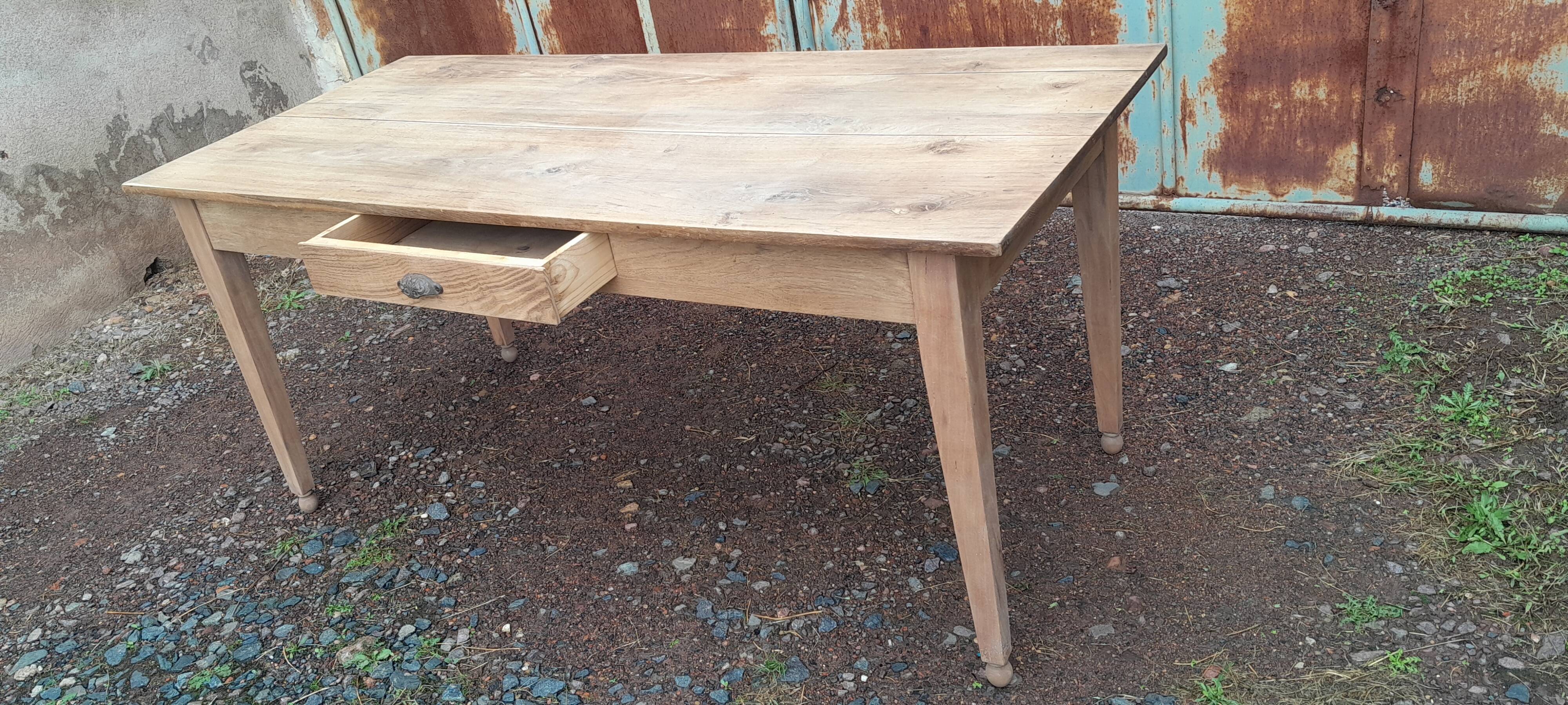 Grande table de ferme