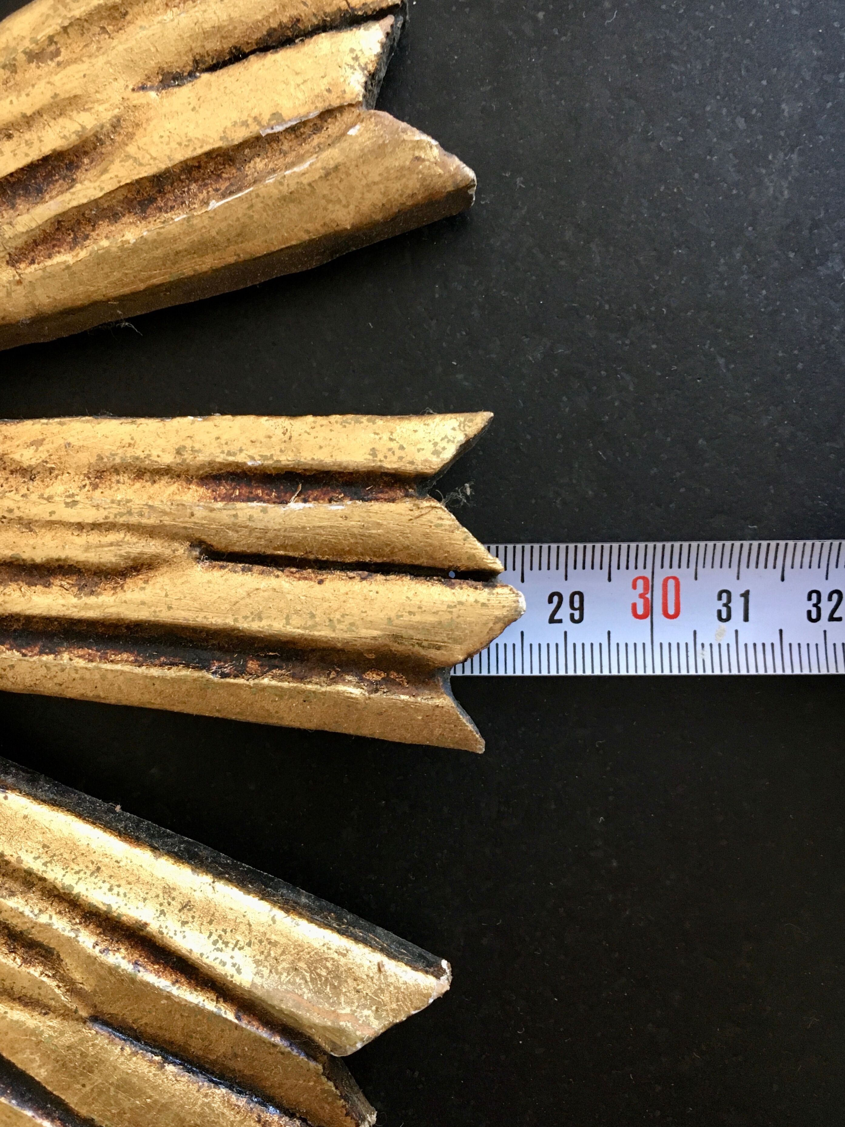 Mirror old sun 1960 wood and gilded plaster 29cm