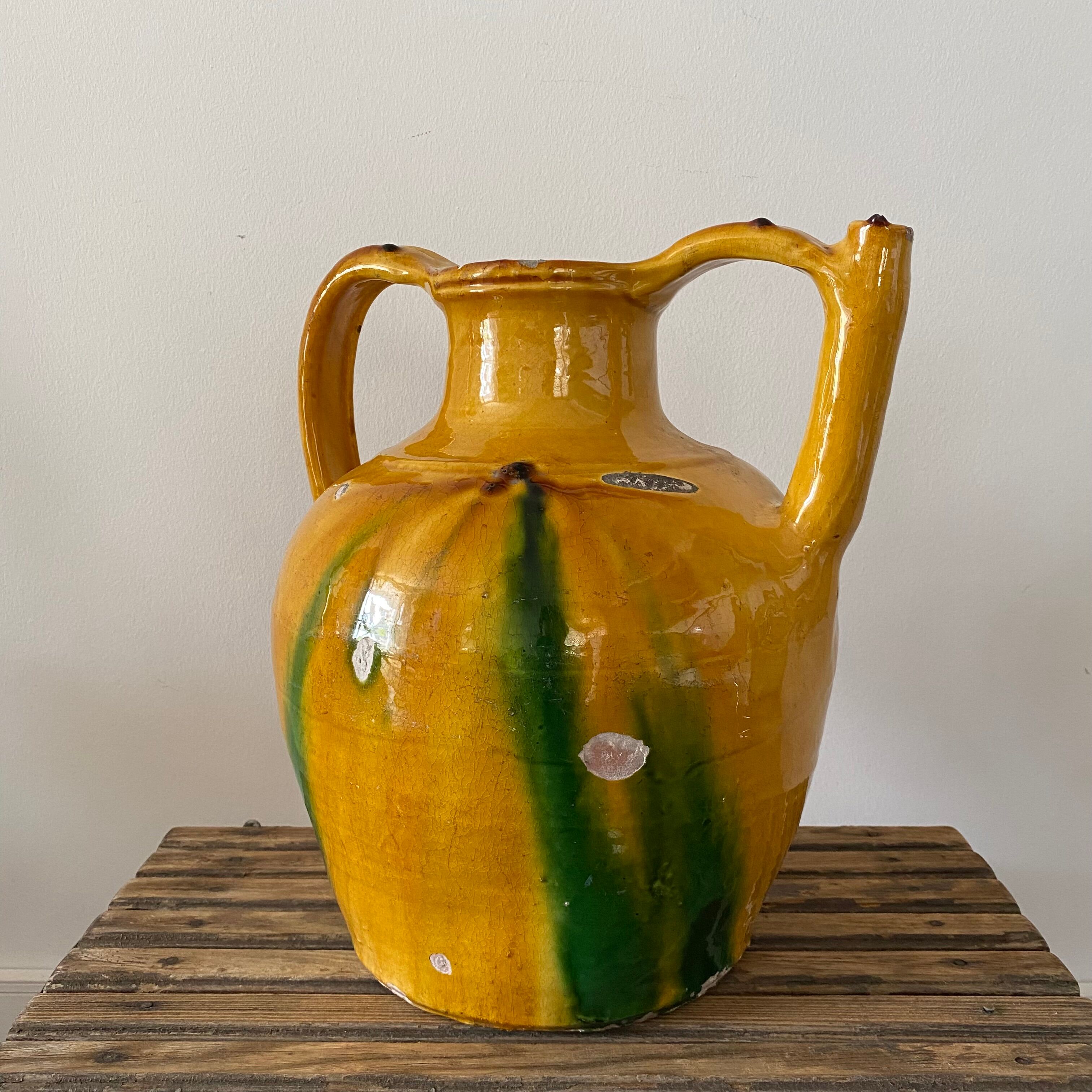 Yellow and green orjol