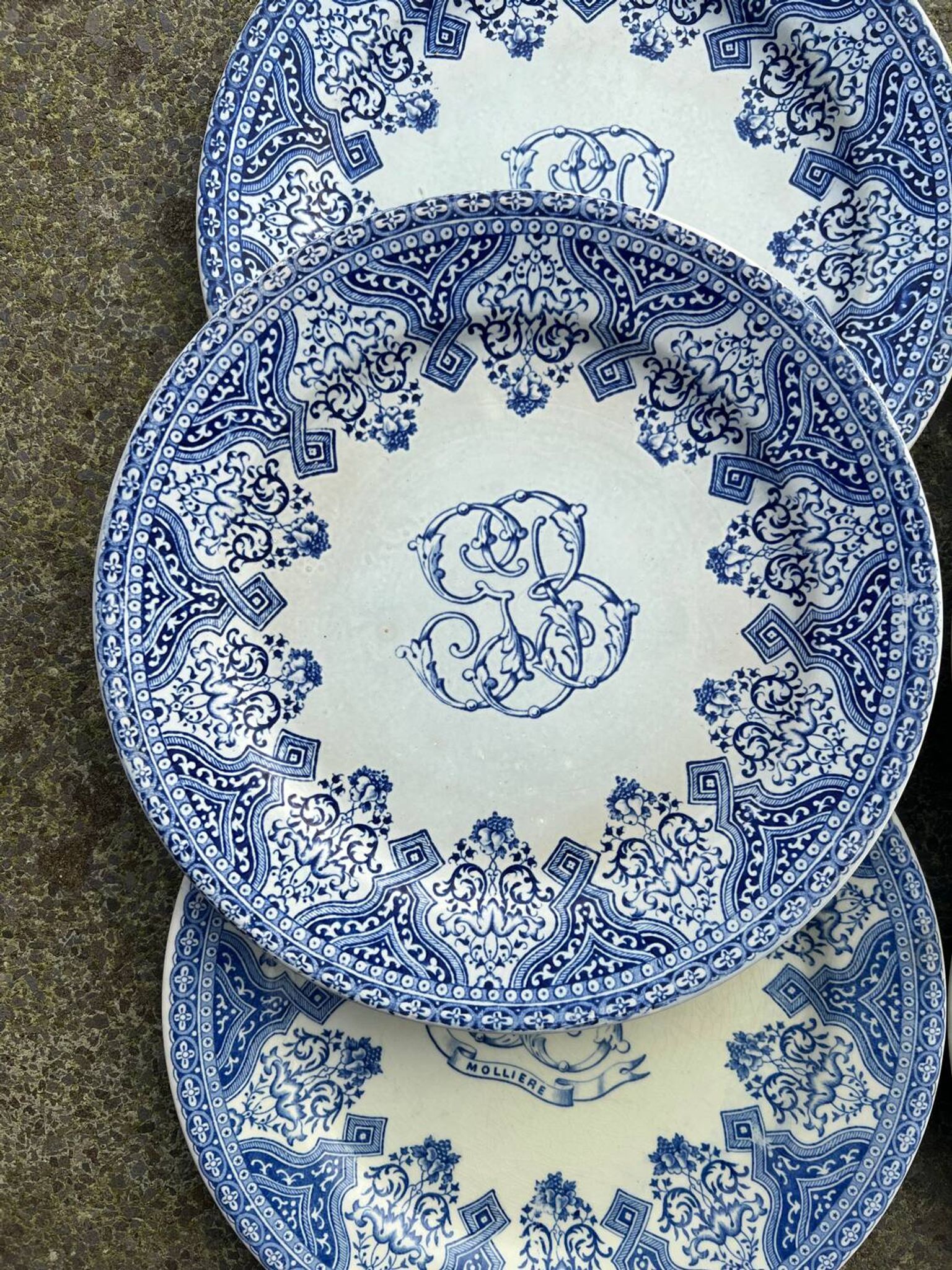 Gien - rare série partie de service de château français