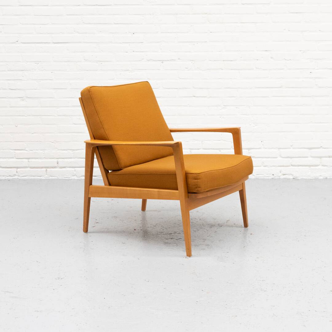 Fauteuil Walter Knoll Antimott du milieu du siècle
