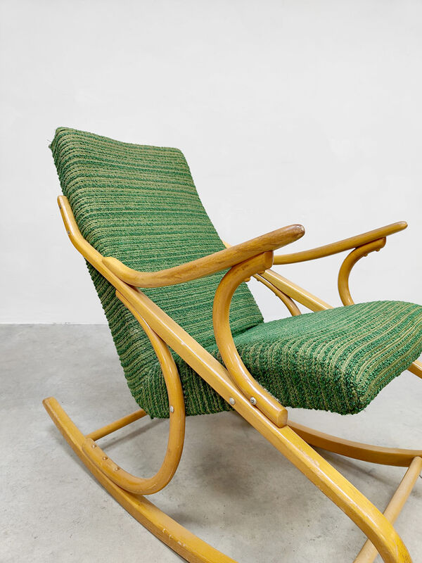 Rocking-chair vintage en bois courbé