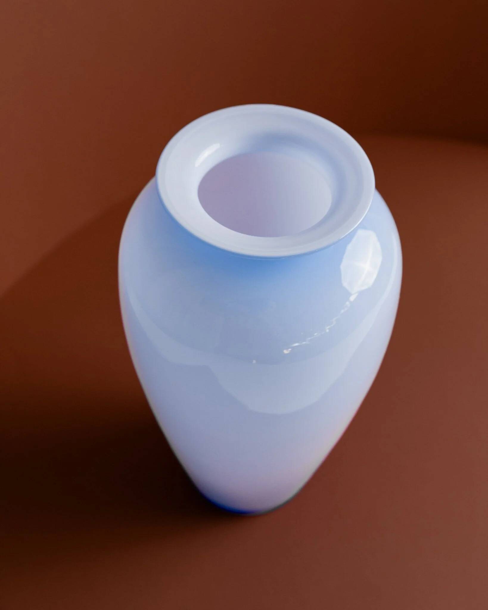 Vintage blue Murano glass vase - Italy 1970s - Flower vase, double glass, timeless shape - Elegant retro decoration, gift idea