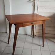 Compass leg desk