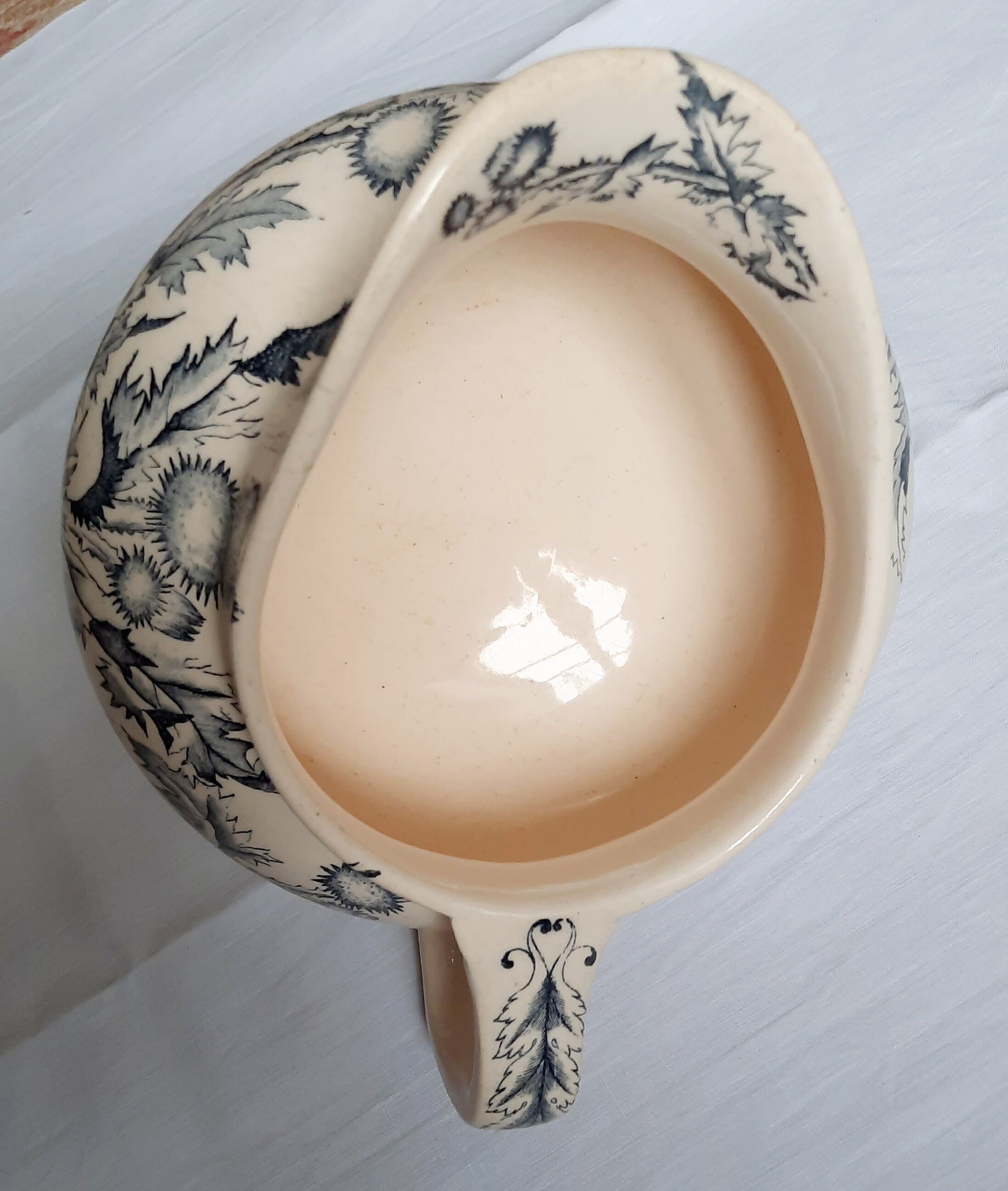 Broc in earthenware iron earth longchamp model thistle