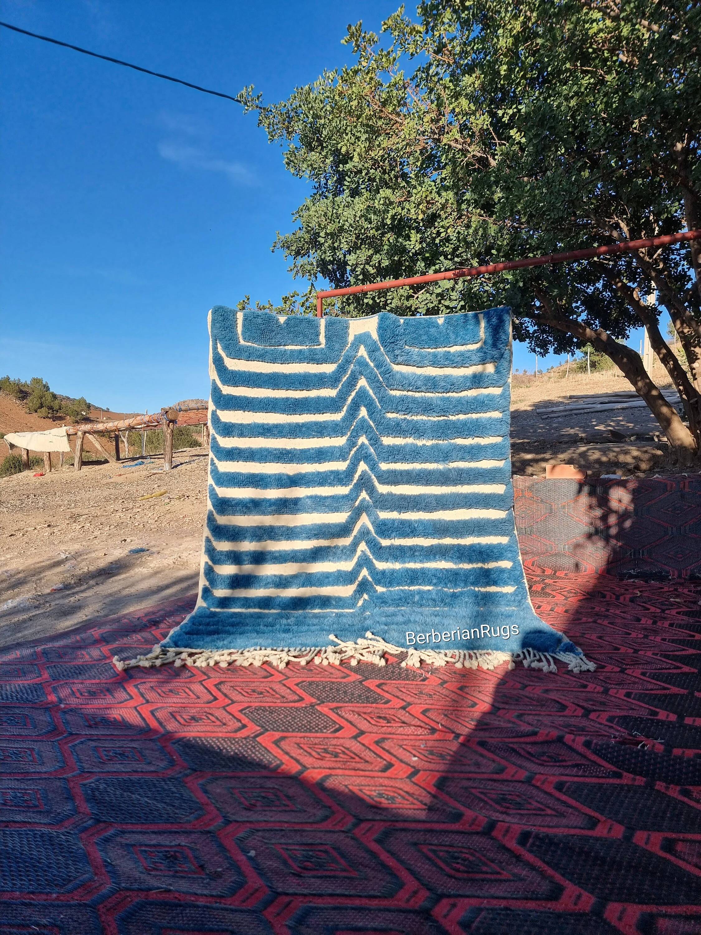 Handmade wool rug from Morocco 3 x 2 m