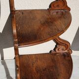 Corner shelf
