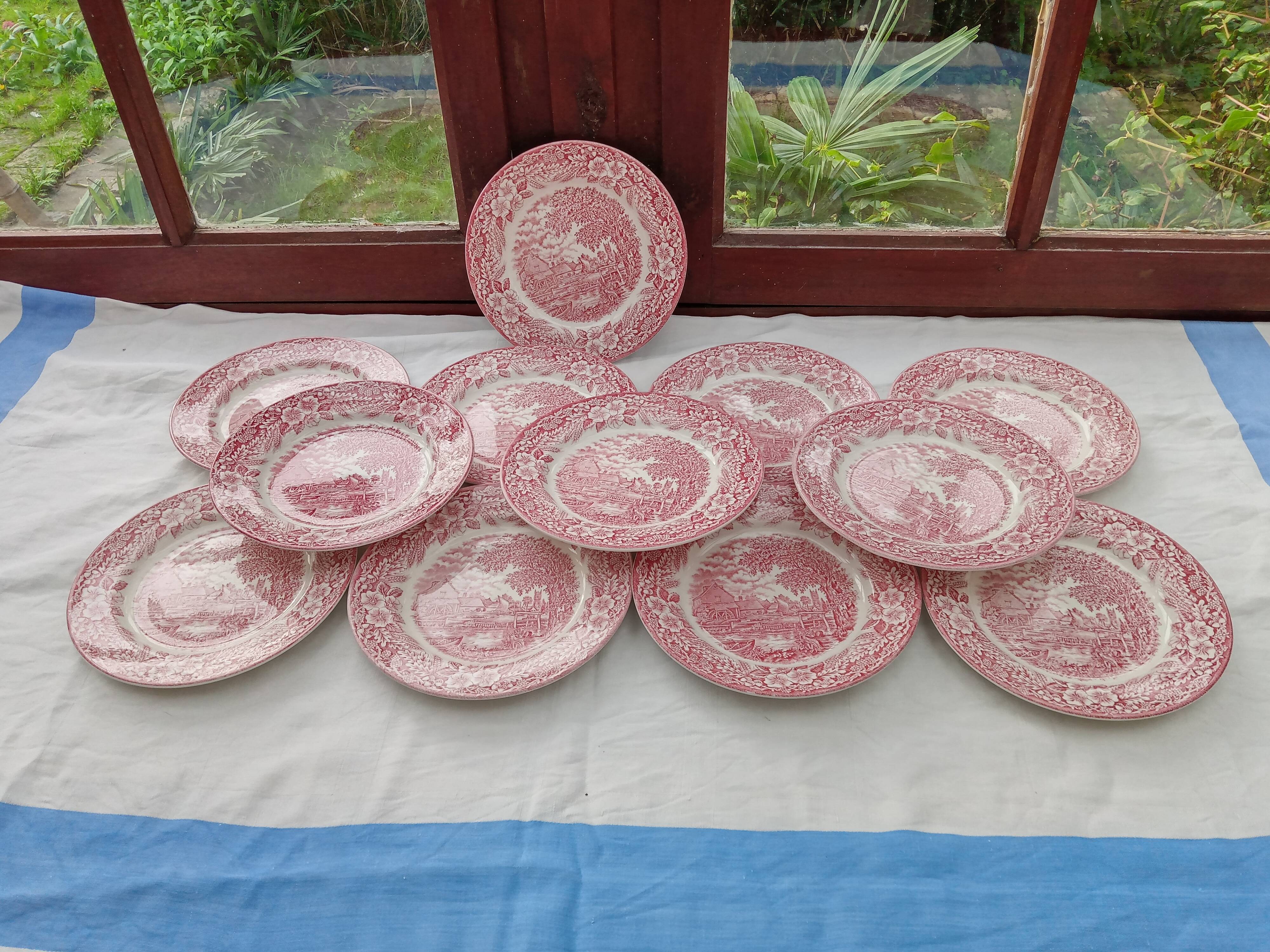 12 English dessert plates