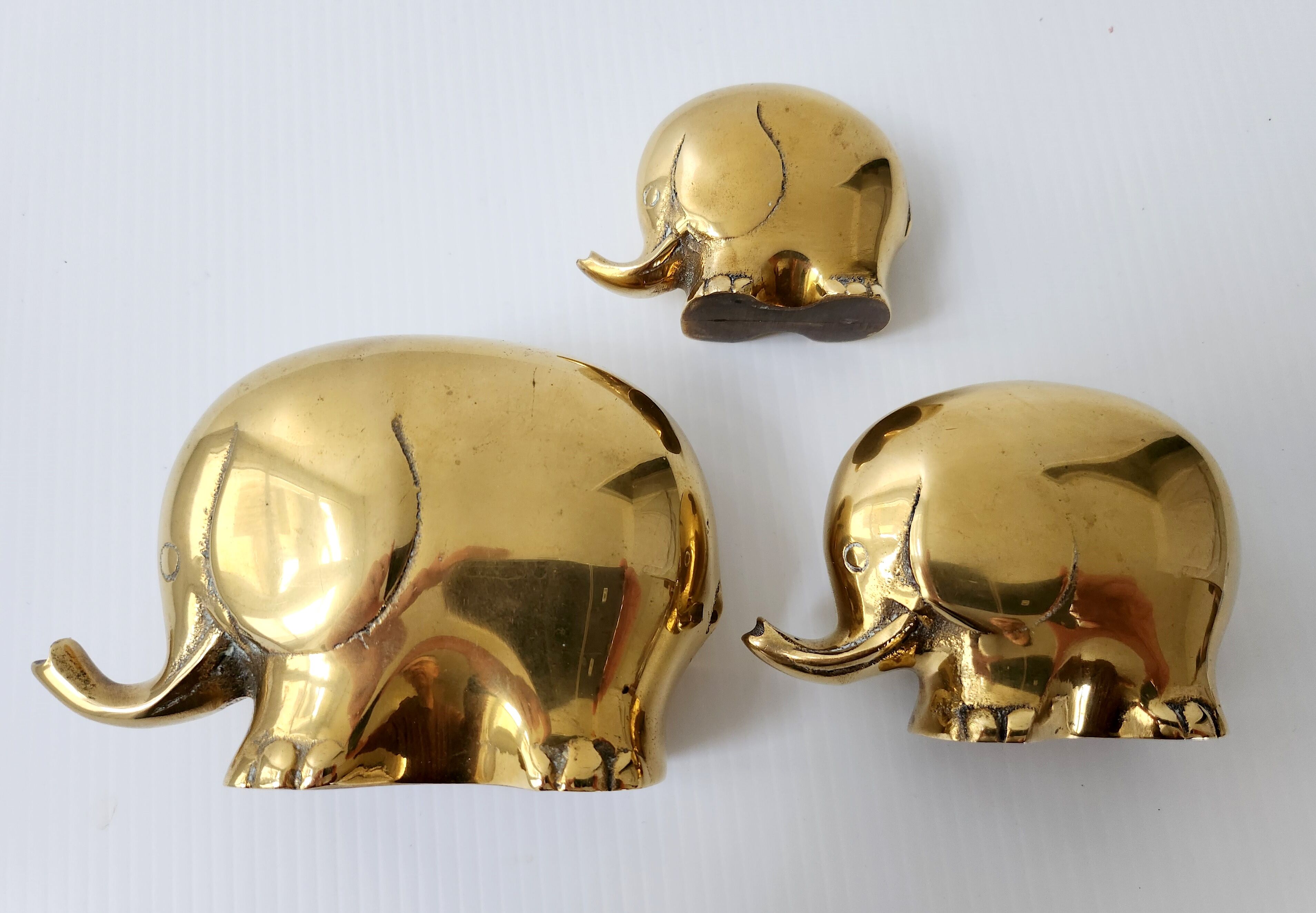 Suite de 3 éléphants en laiton vintage 1970