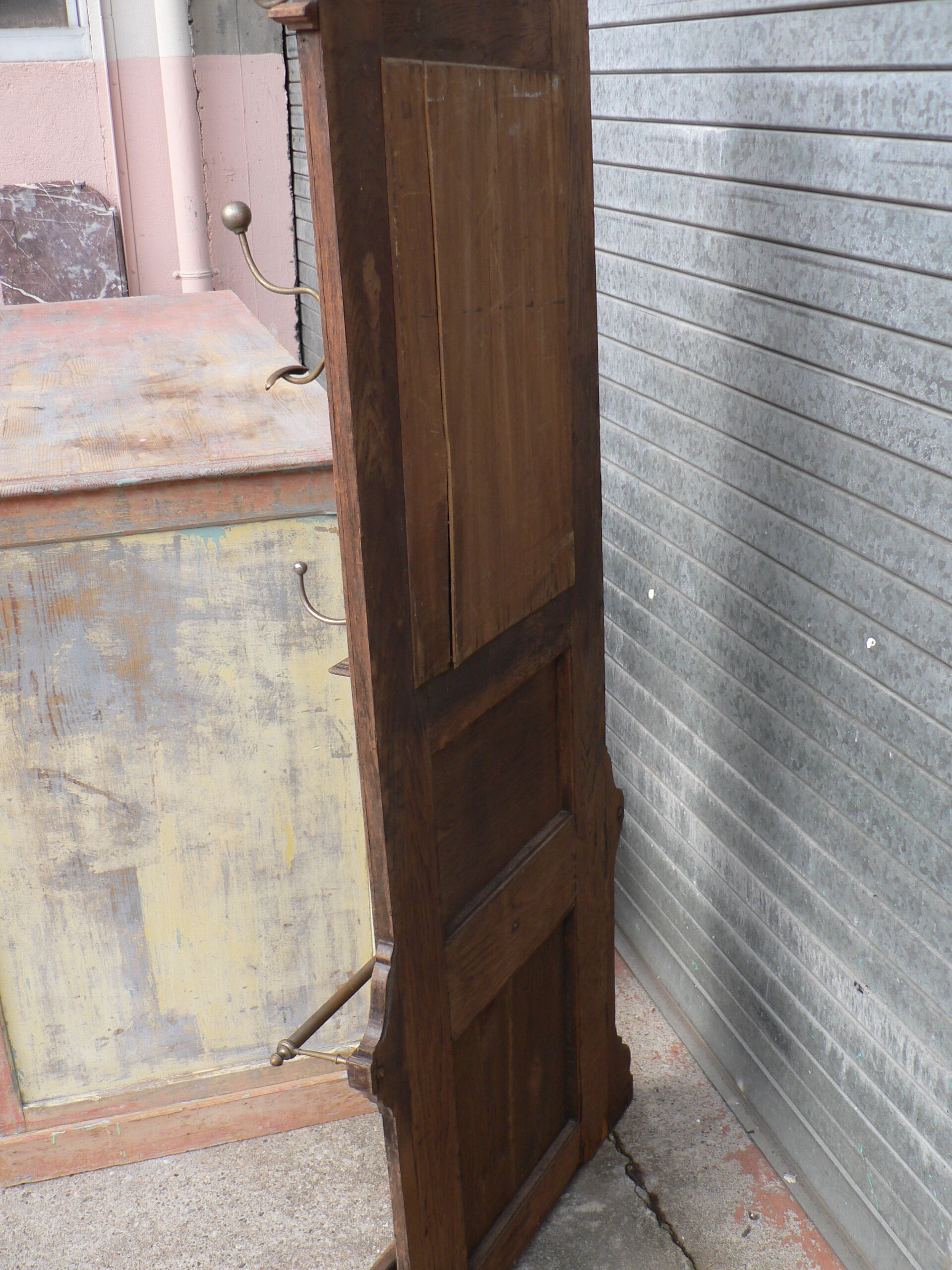 Coat rack wall mirror