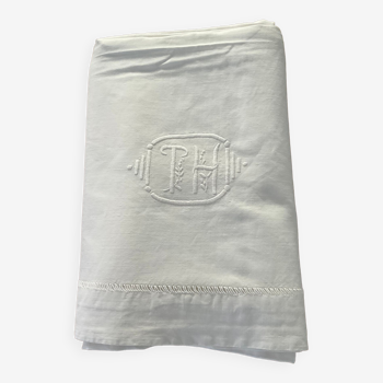 Drap brodé, Art deco, monogramme F T