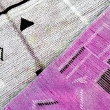 Moroccan Berber Boujaad rug 243 cm x 163 cm