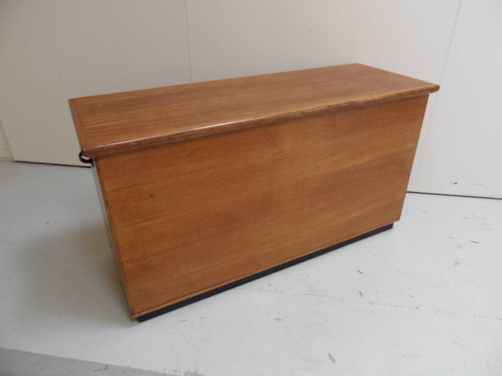 Vintage chest