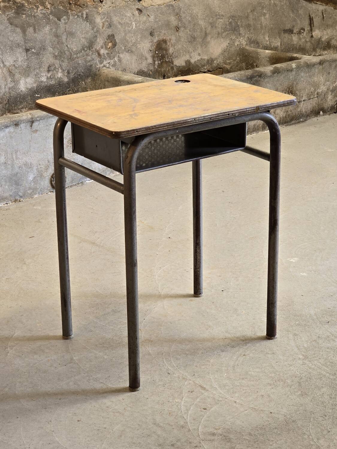 Bureau écolier taille adulte 1960