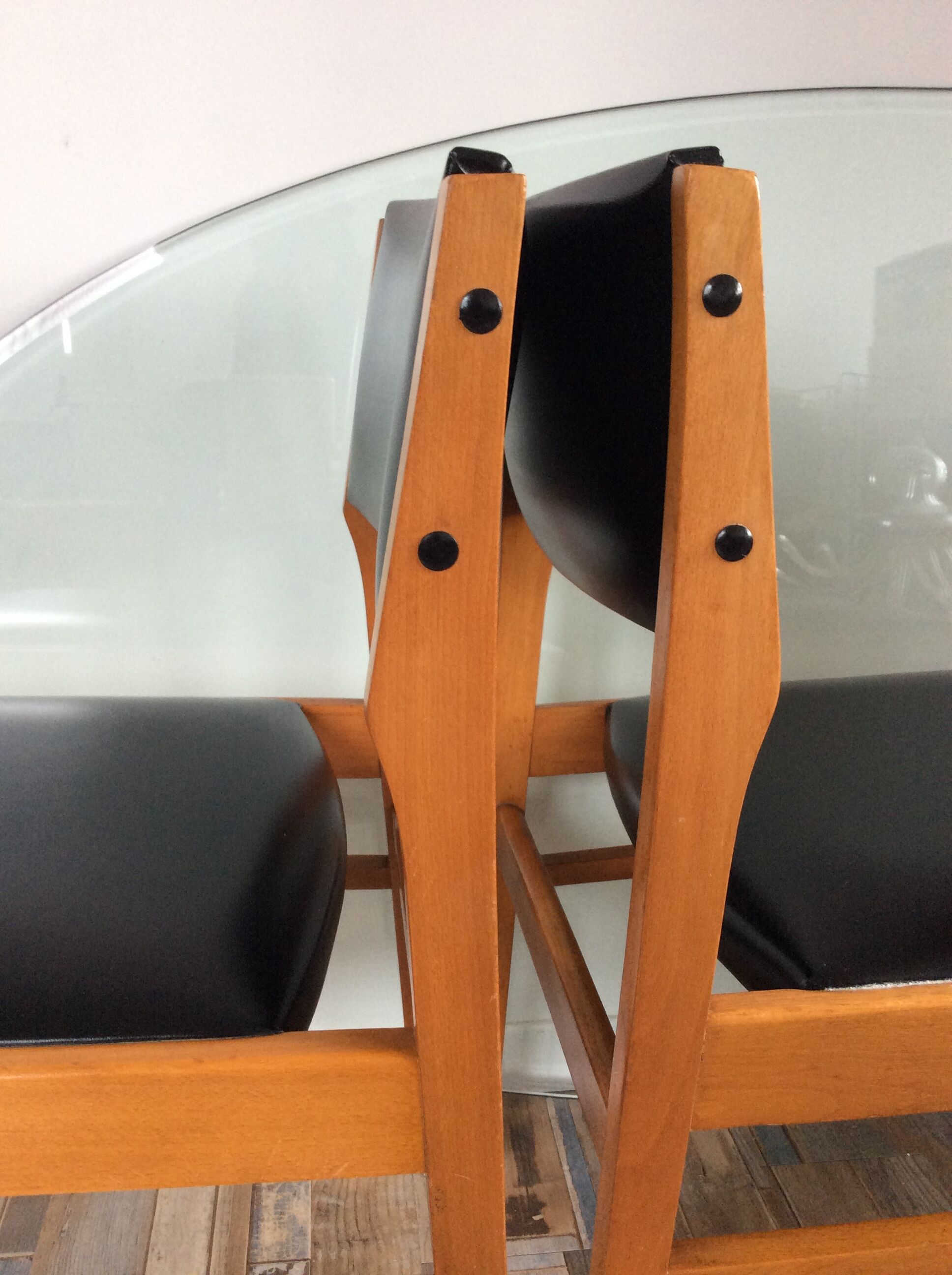 Pair of scandinavian chairs from the 60/70