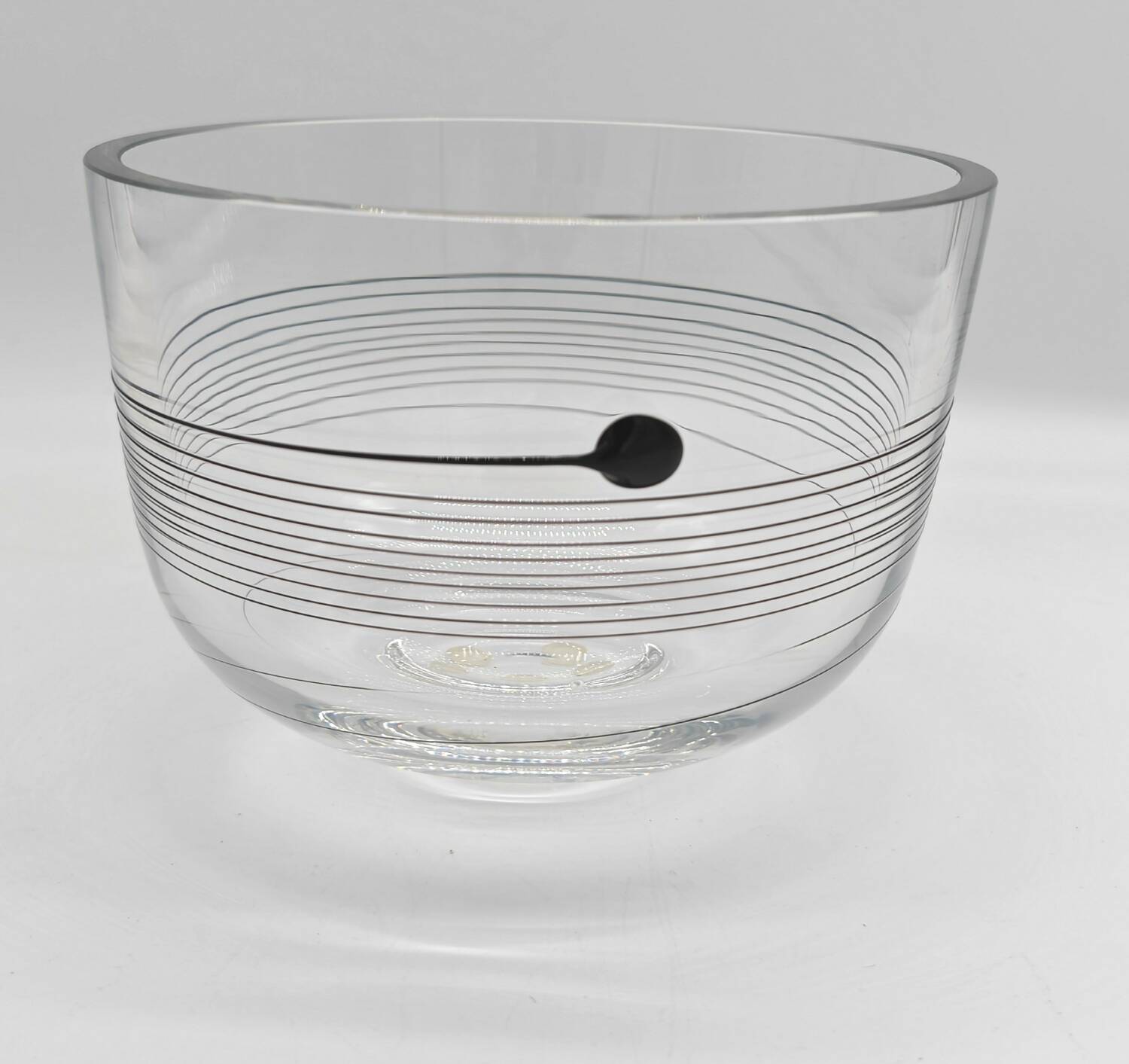 KOSTA BODA crystal bowl by Swedish designer Bertil Vallien