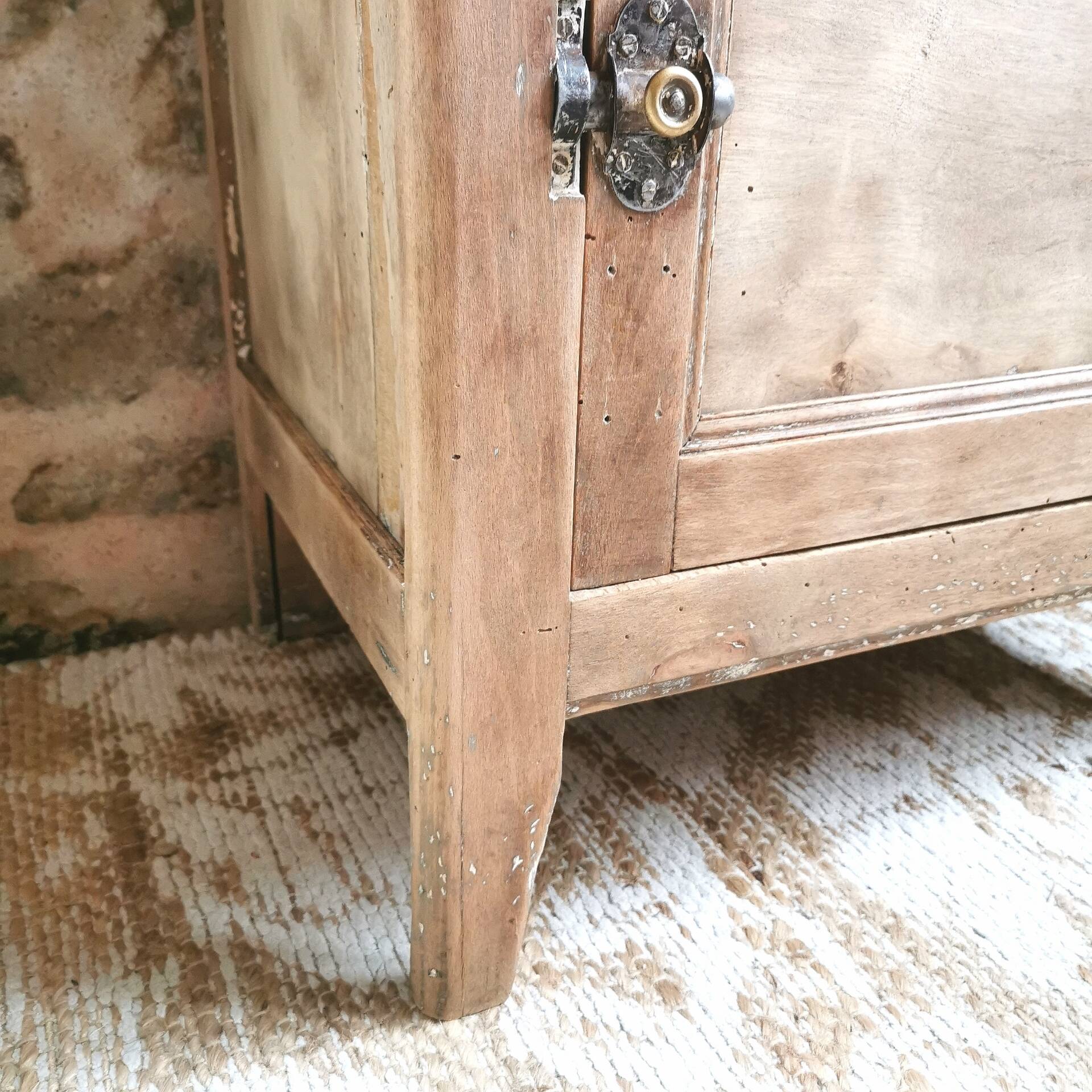 Confiturier, restored mini Parisian buffet