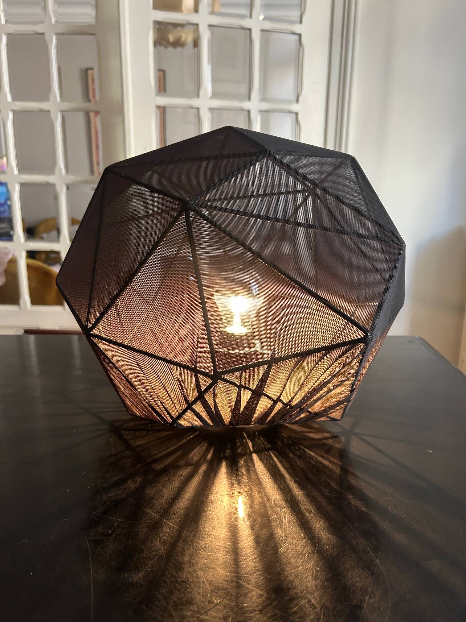 Aluminor pebble lamp