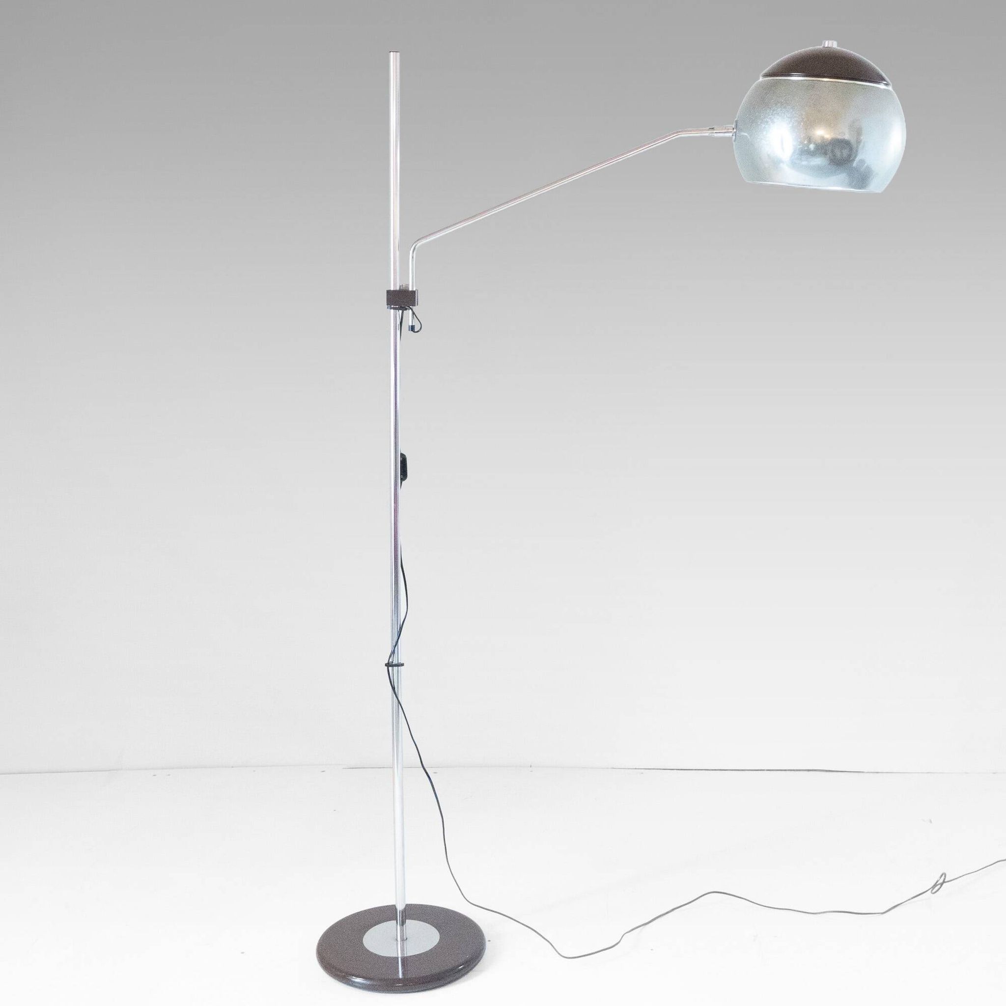 Vintage Floor Lamp, Chromed and Metal Structure, Italy 1960s