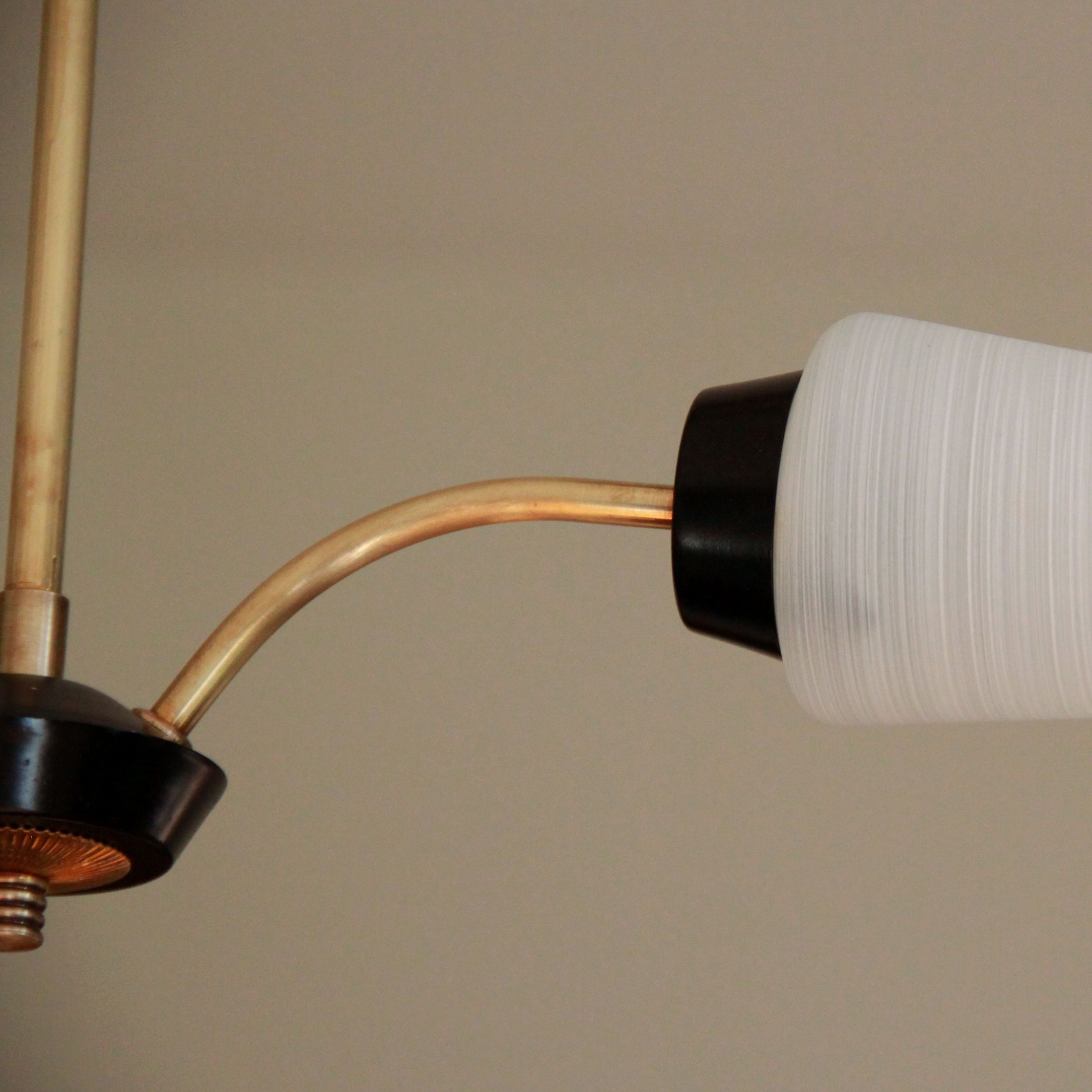 Vintage brass chandelier tulip white strié glass 1950 3 old light lights restored