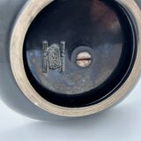 Cado servant yellow and black