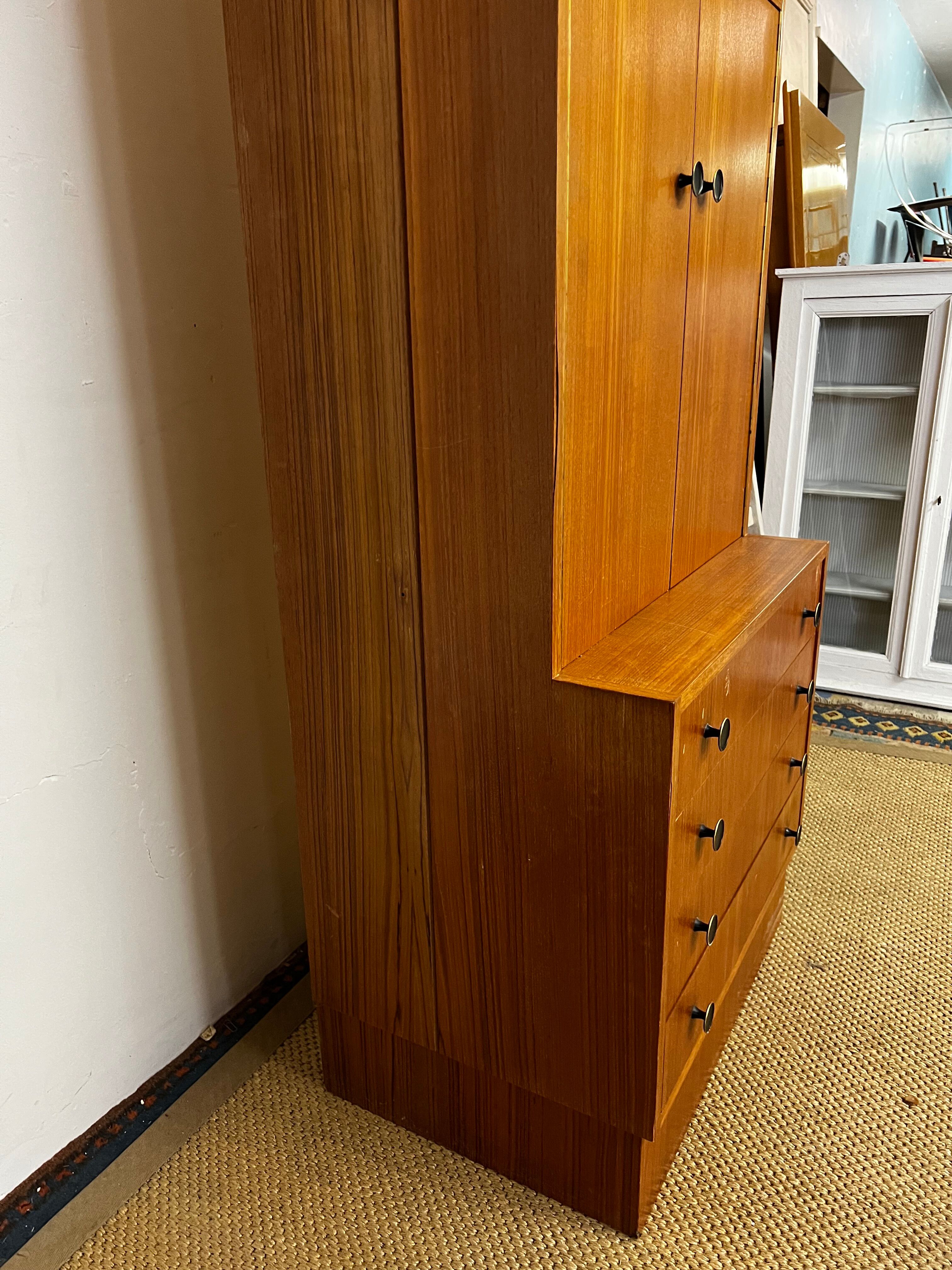 Vintage storage unit