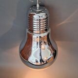 Suspension in the shape of a silver bulb.