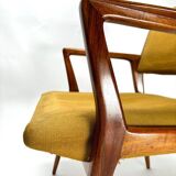 Set of Mid-Century Armchairs in the style of Gio Ponti, Italy, 1950s