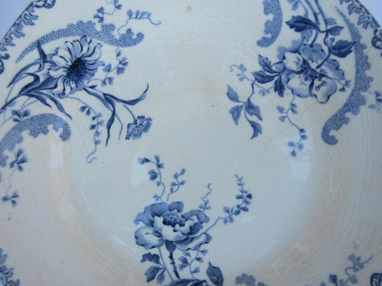 Flat plate Terre de Fer signed HB & Cie Choisy le Roi model Pornic