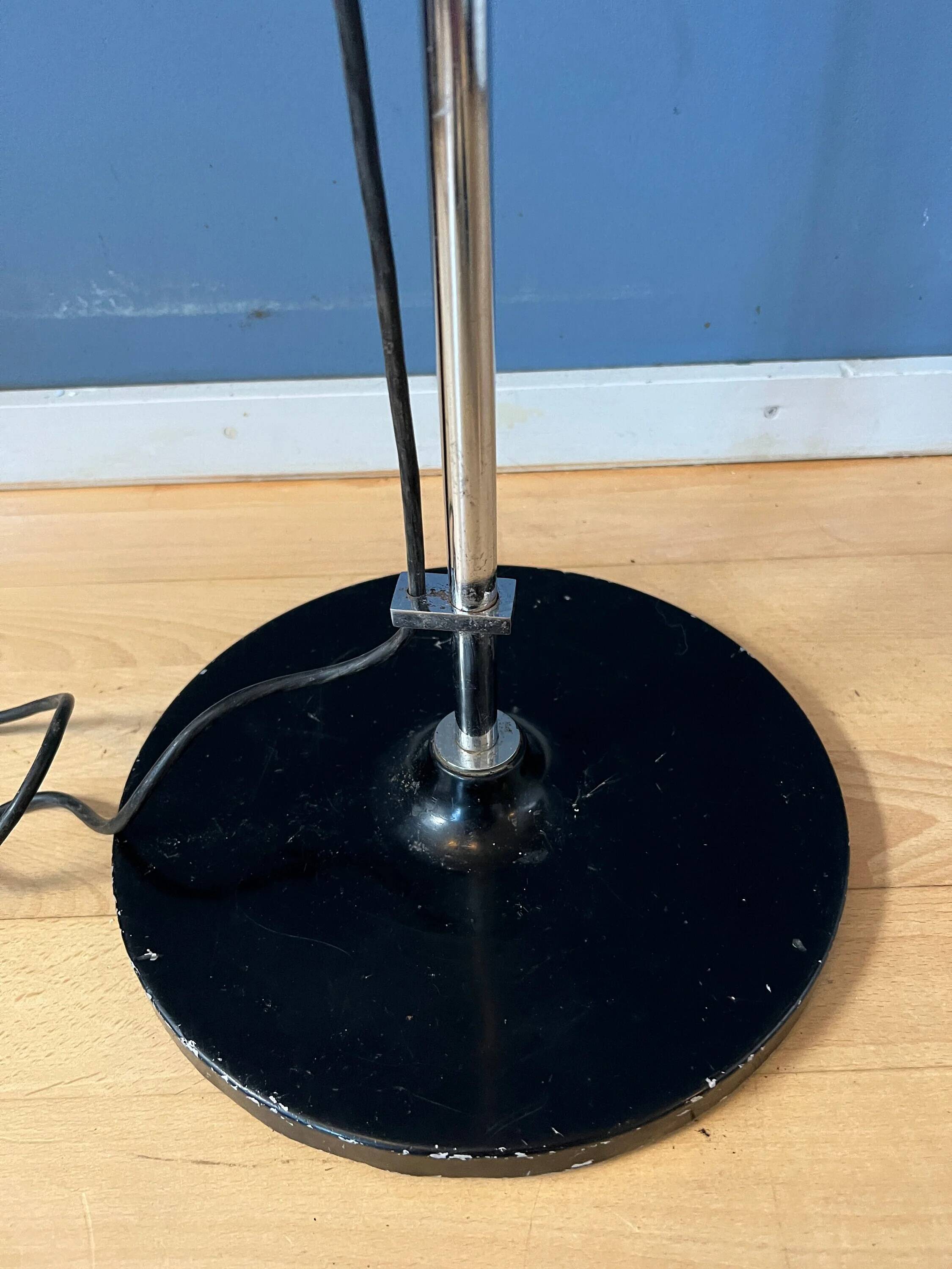 Space Age floor lamp by Willem Hagoort with a beige witch hat-shaped shade.