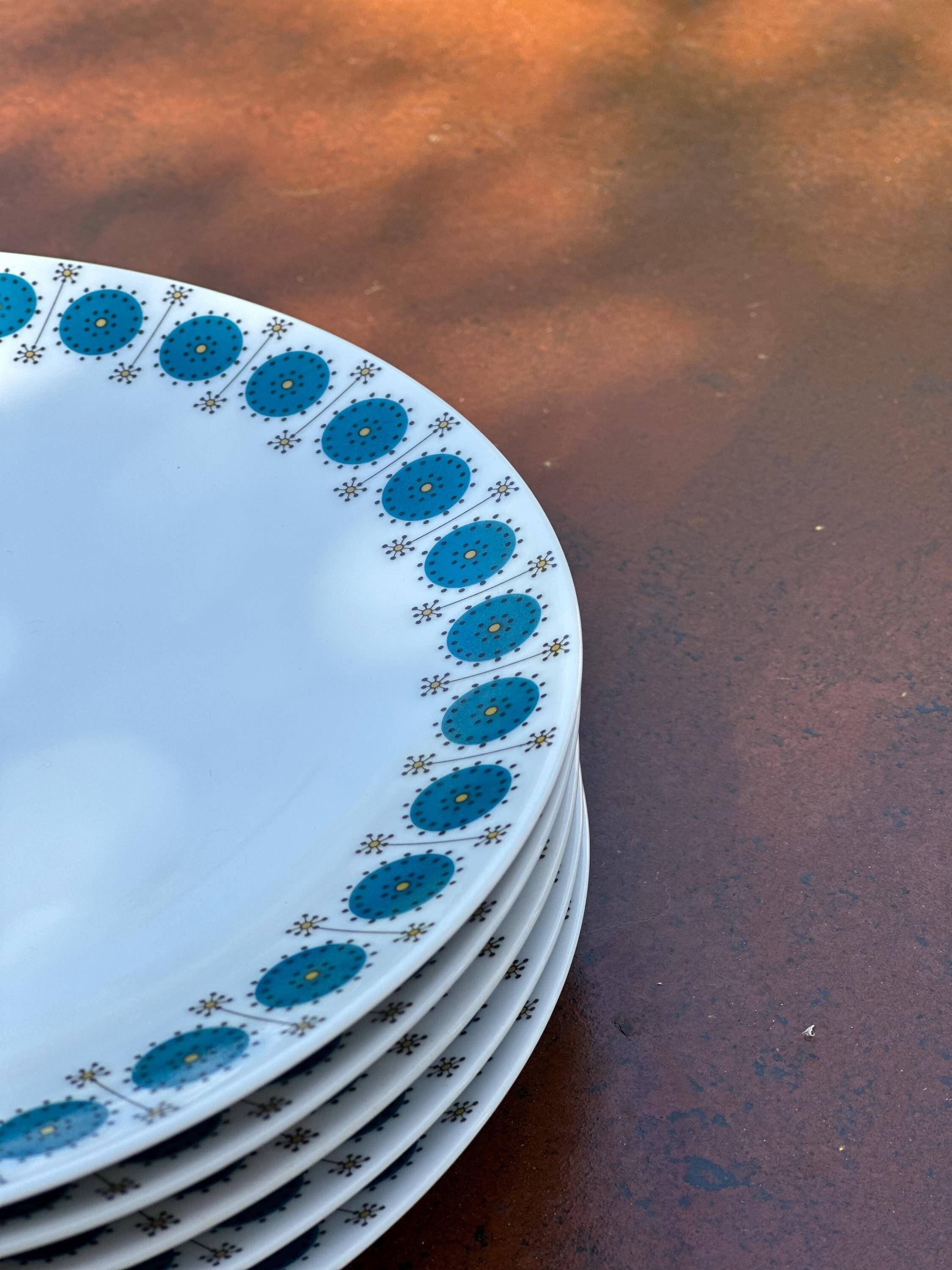 Set of 5 vintage flat plates by Hans-Theo Baumann for Thomas Germany.