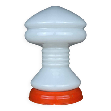 Vintage table lamp in white opaline glass, Italy, 1970s
