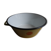 Old enameled basin