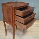Louis XV style chest of drawers in veneered wood