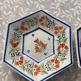 Pair of hexagonal plates Henriiot Quimper