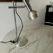 Very nice vintage 1970 articulated table lamp in good condition.