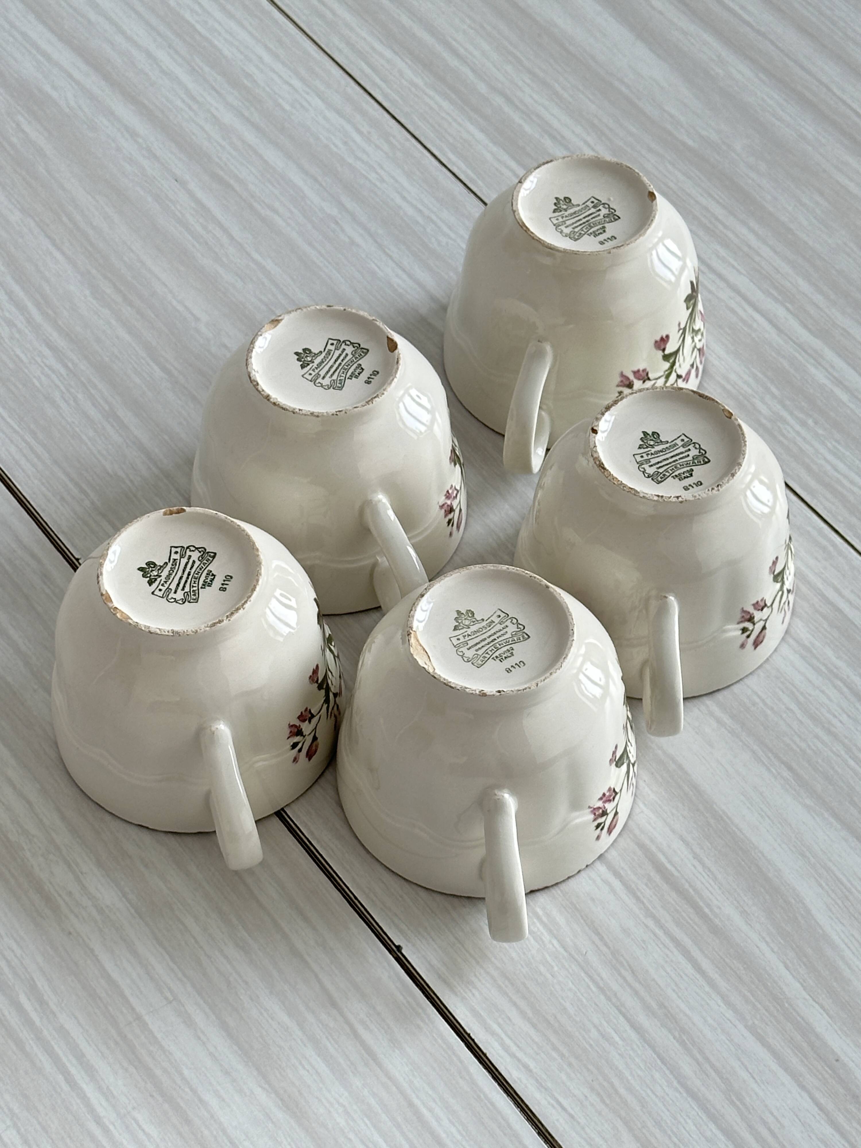 Tasses à café florales Pagnossin en faïence, Trévise, Italie.