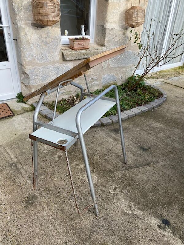 Bureau d'architecte pour enfant