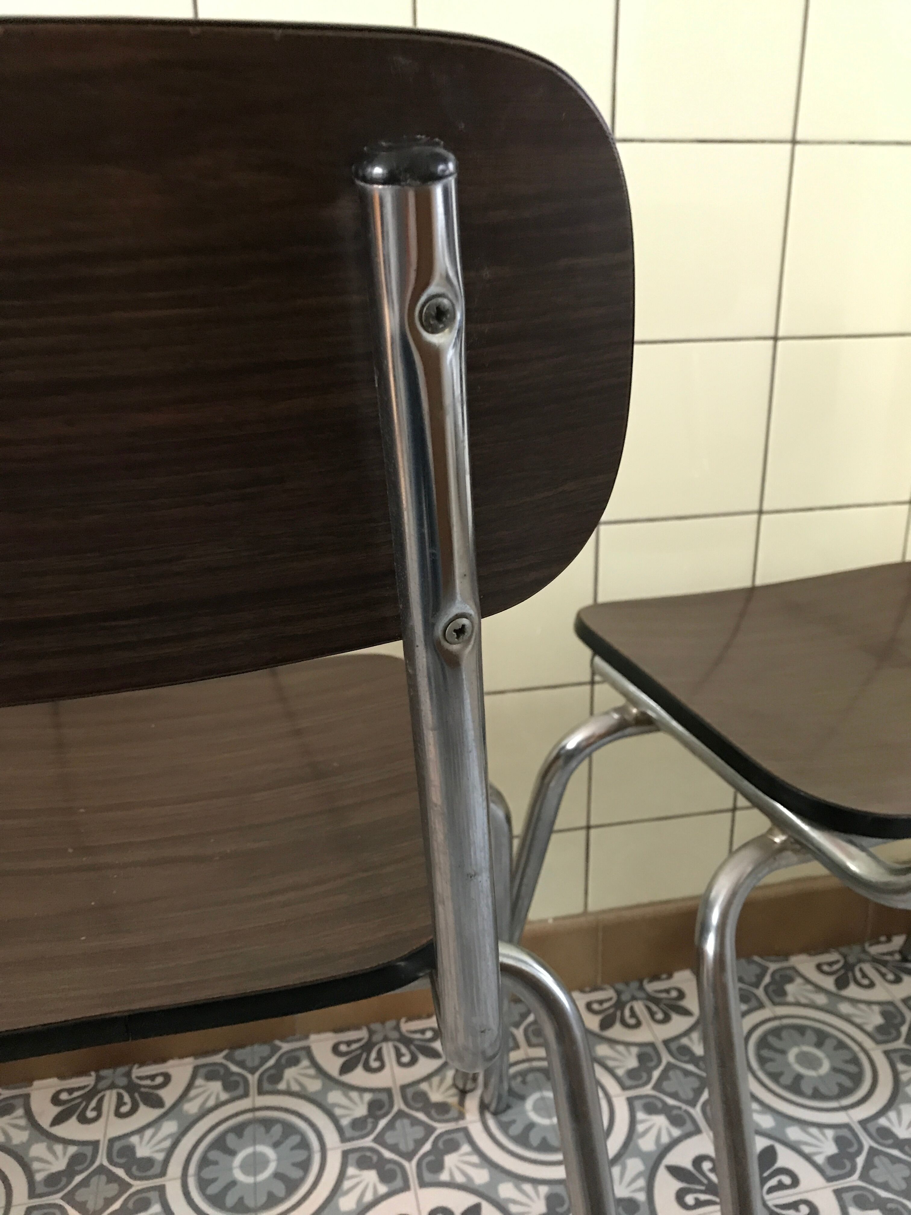 Set of 2 chairs in formica