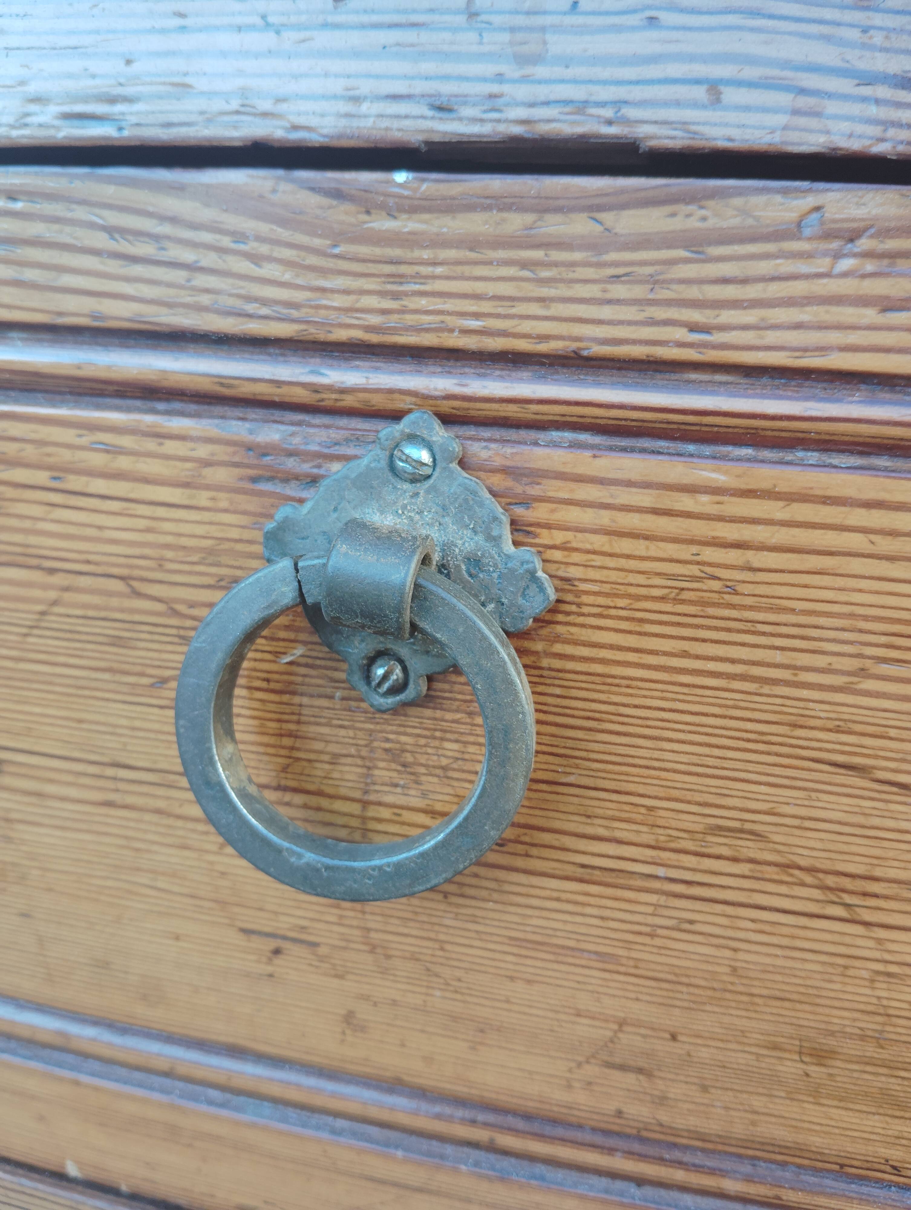 Handcrafted 5-drawer chest of drawers from the early 20th century