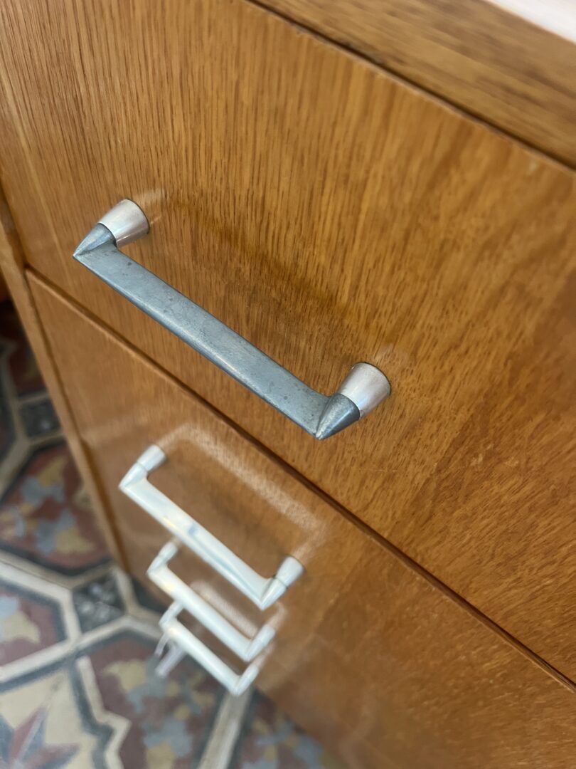 Vintage chest of drawers