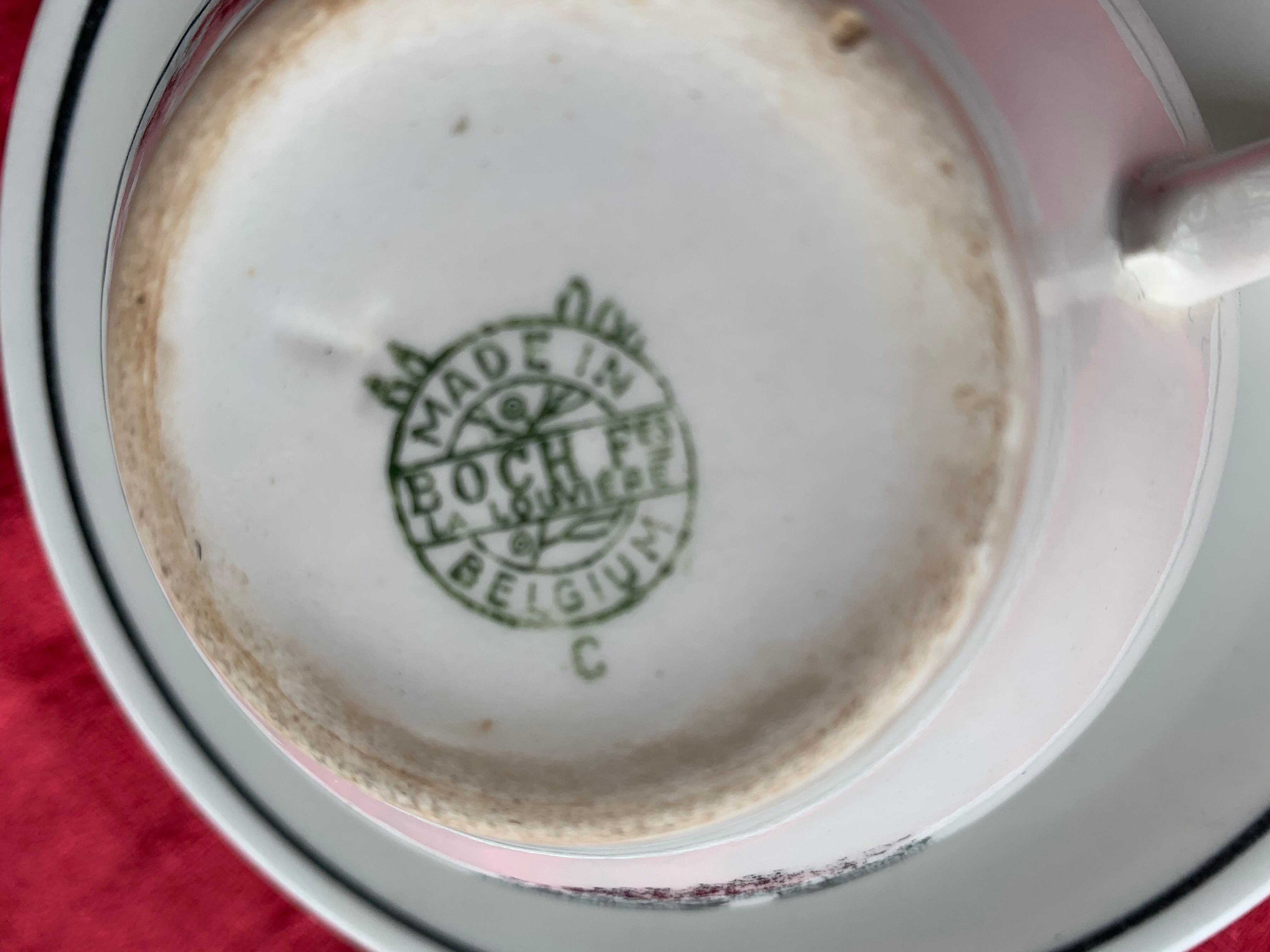 5 cups and 5 saucers La Louvière boch Belgium peasant scene art deco